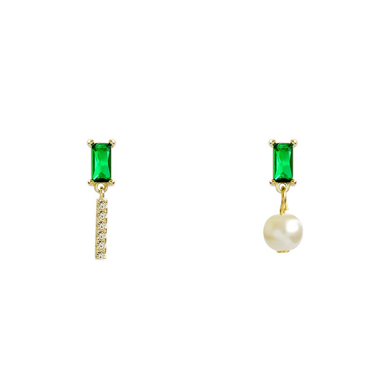 Bông tai nhỏ sang trọng đính đá màu lục bảo MS271