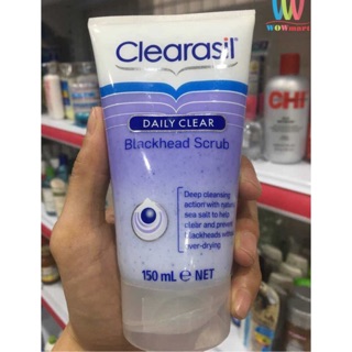 Sữa rửa mặt hỗ trợ giảm mụn đầu đen tẩy tế bào chết Clearasil Daily Clear