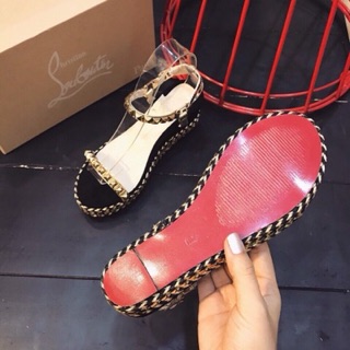 Xuồng Louboutin face
