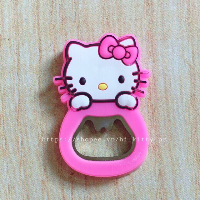 Đồ khui bia, nước ngọt hít tủ lạnh Hello Kitty