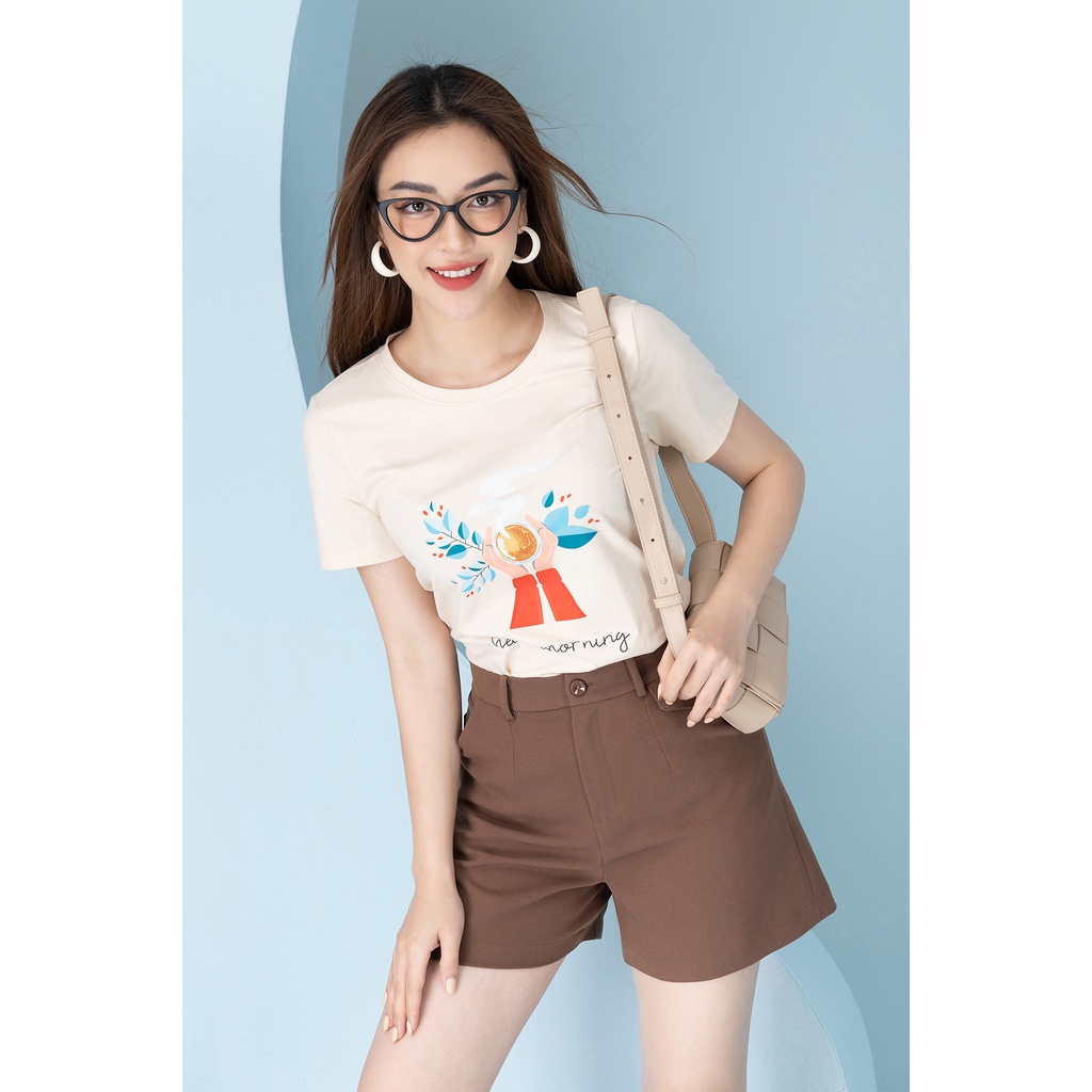 Áo phông nữ in hình đôi tay chất liệu Cotton Compact form vừa LOZA PT302017