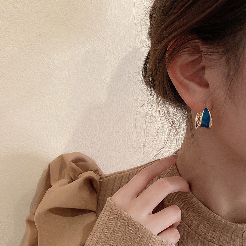 Hoa tai tráng men xanh thời trang cho nữ