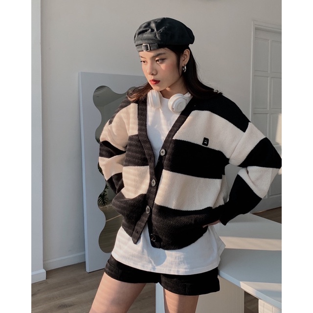 ÁO CARDIGAN OVERSIZE CHUBBIE chất liệu len dày dặn, đanh mịn - CHUBBIE EMOTIONAL Cardigan