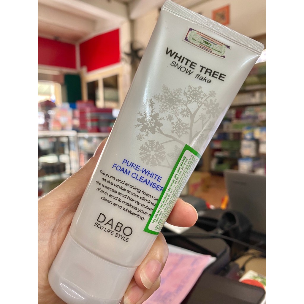 Sữa rửa mặt Dabo White Tree Snow Flake Cây Tuyết Trắng có hạt massage 150ml