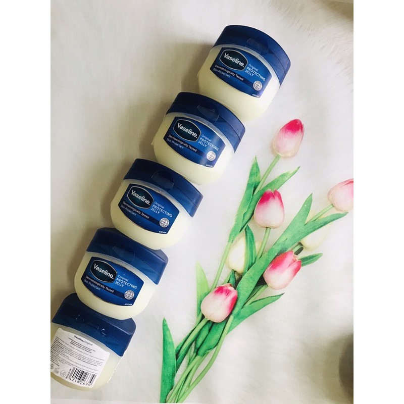 Sáp Dưỡng Ẩm Vaseline (100ml) của Nga