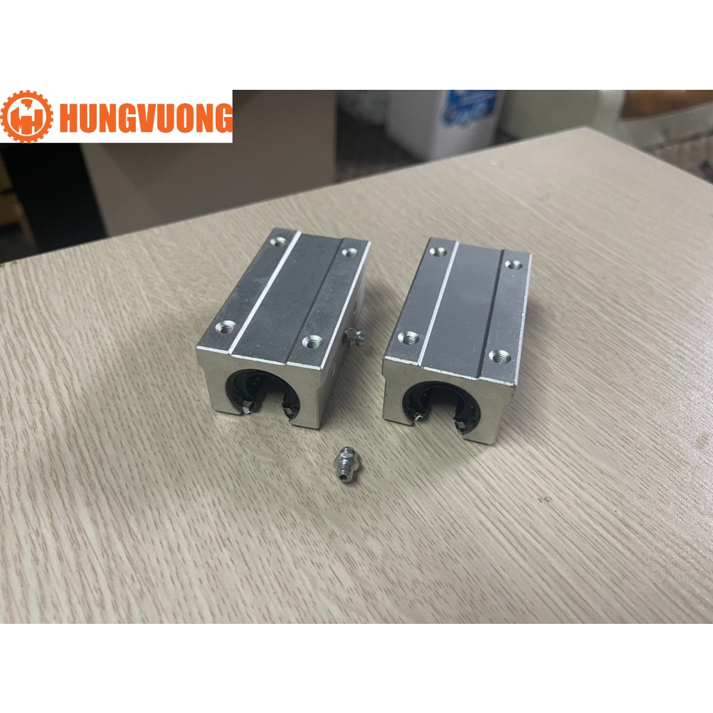 Con trượt tròn SBR16,20,25,30 Loại hở cho ray trượt tròn có đế.