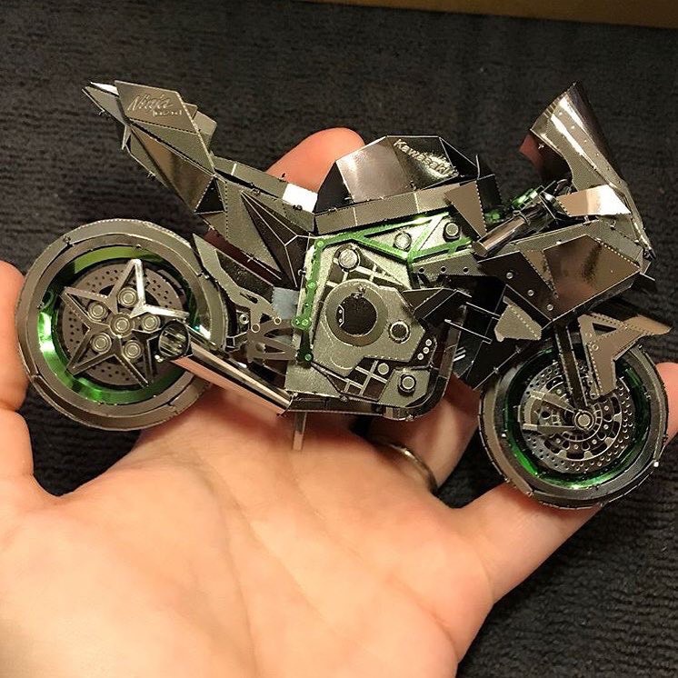 Mô hình 3D kim loại lắp ráp siêu môtô Kawasaki Ninja H2 [ Chưa Lắp ]