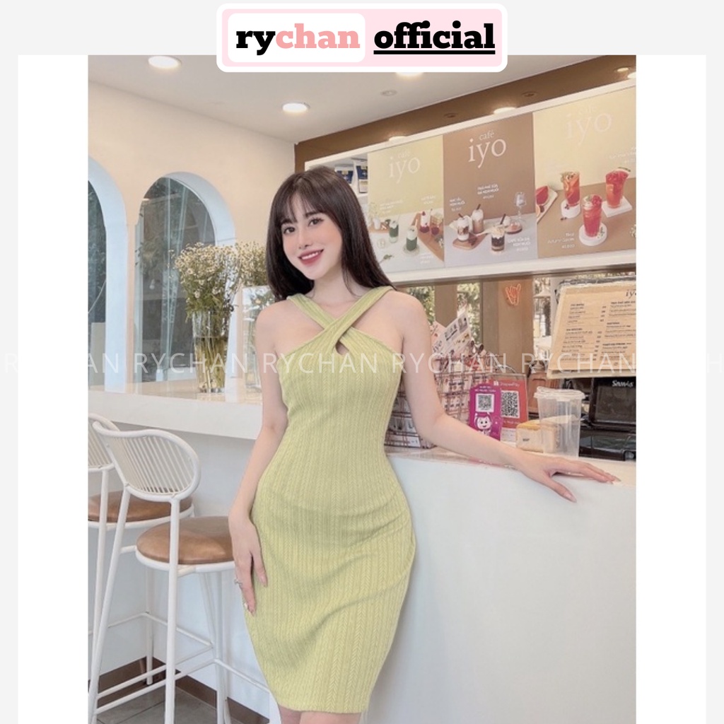 Đầm Ôm Body Nữ Len Gân Dự Tiệc Sinh Nhật Cùng Bạn Bè Cổ Yếm Không Tay Quyến Rũ – MOI015