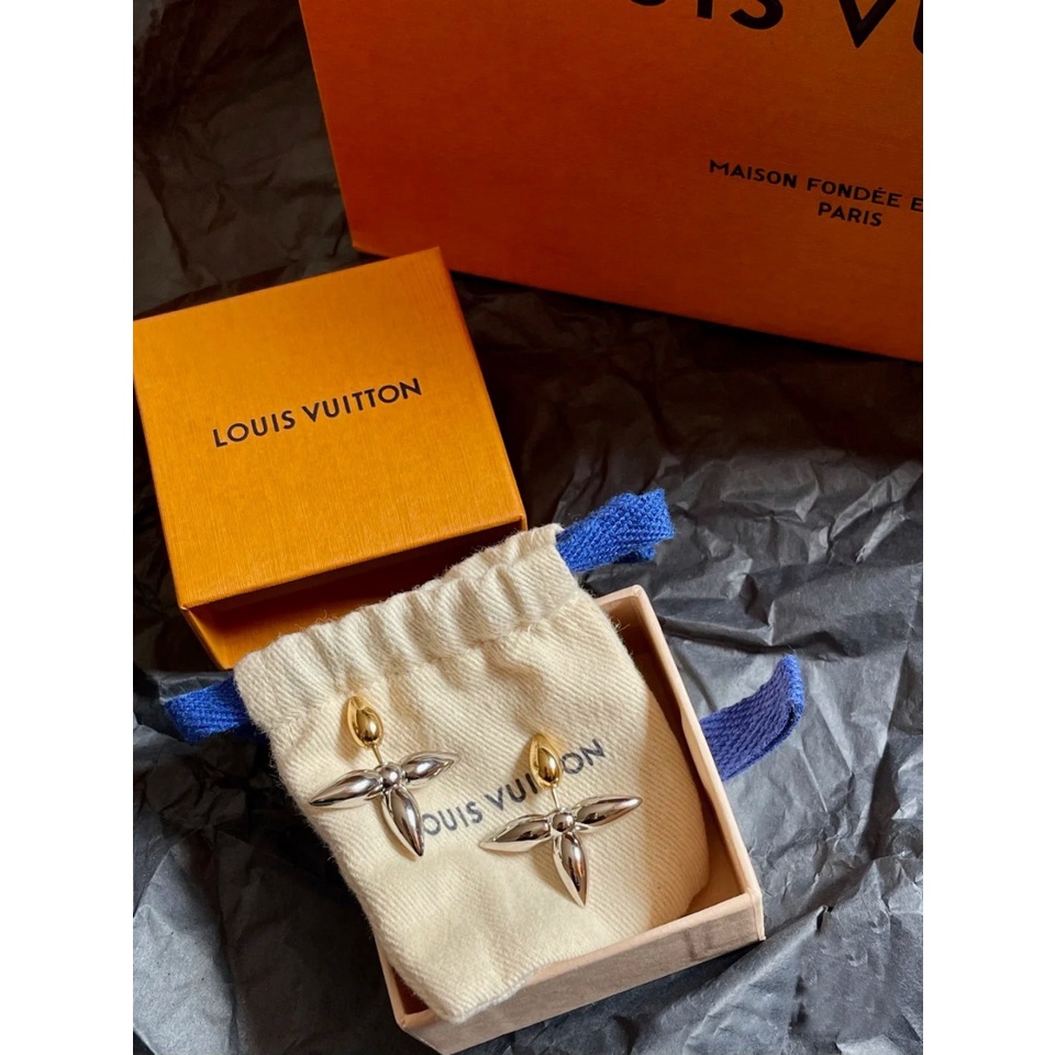 LOUIS VUITTON Khuyên Tai Bạc S925 Mặt Hình Chữ LV Phong Cách Hàn Quốc