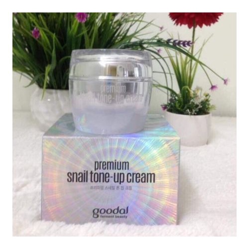 [CHÍNH HÃNG]♥ Kem dưỡng trắng Ốc Sên Goodal Premium Snail Tone-Up Cream♥ 50G♥ | BigBuy360 - bigbuy360.vn