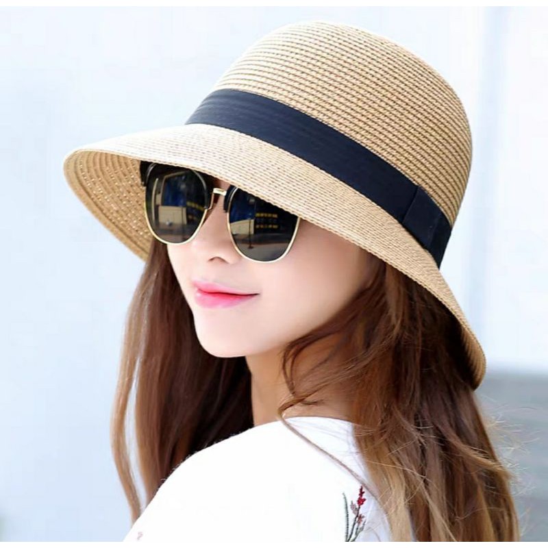 Mũ nón rộng vành đi biển chống nắng