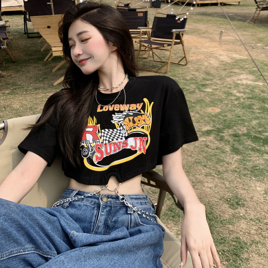 Áo Croptop Tay Ngắn Phối Dây Xích Cá Tính Phong Cách Hàn Quốc Thời Trang Mùa Hè Cho Nữ