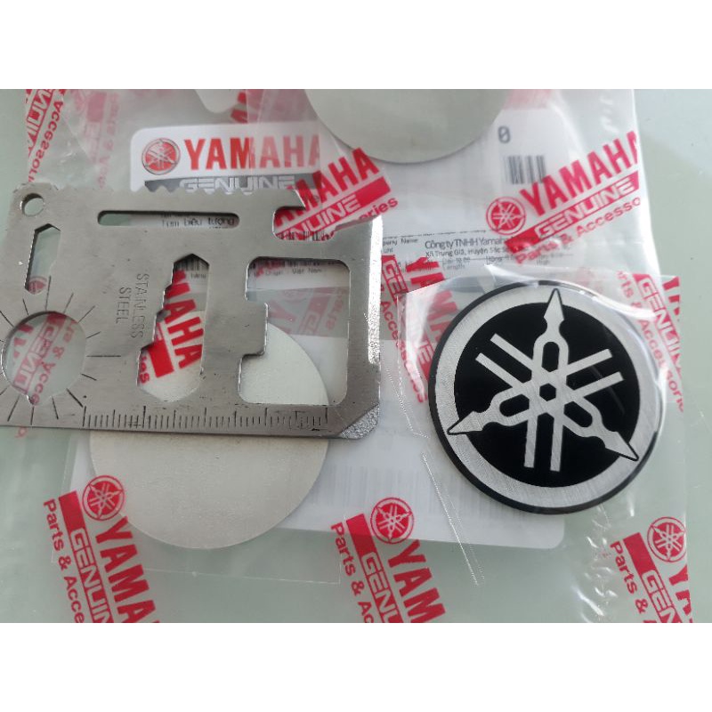 logo nhựa nổi mềm 4cm Yamaha