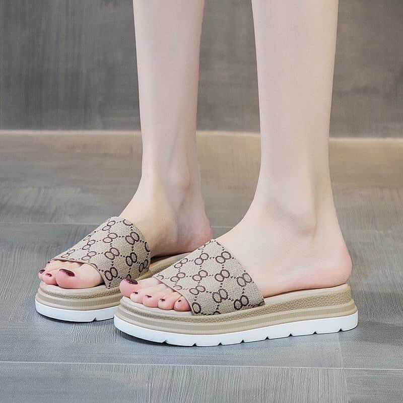 Dép lê đế bánh mì qc hotrend