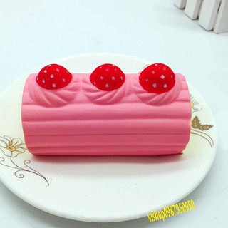 SQUISHY BÁNH BÔNG LAN CUỘN 3 DÂU