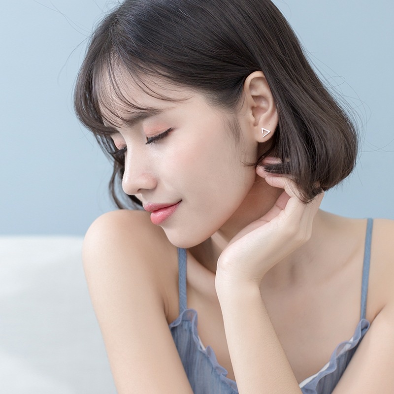 Khuyên tai mạ bạc 925 chính hãng hình tam giác không gỉ trang sức bạc CINLA KT010