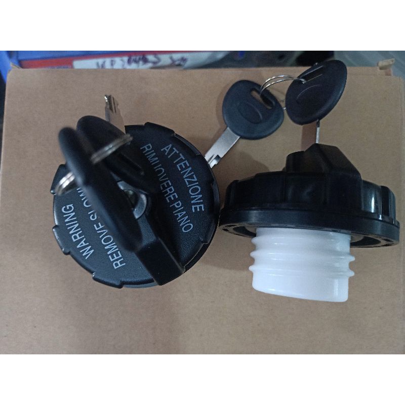 Nắp bình dầu Thaco Towner 950, Towner 850, Suzuki carry pro