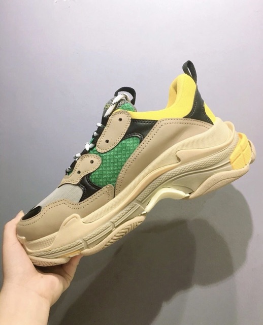 BALENCIAGA TRIPLE S