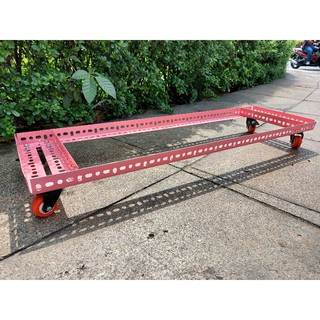 Bộ 4 bánh xe kèm khung mầu hồng, shop gửi đủ bộ không lắp sẵn