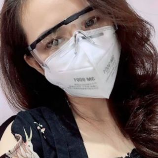 Kính bảo hộ (kính trắng, gọng đen)