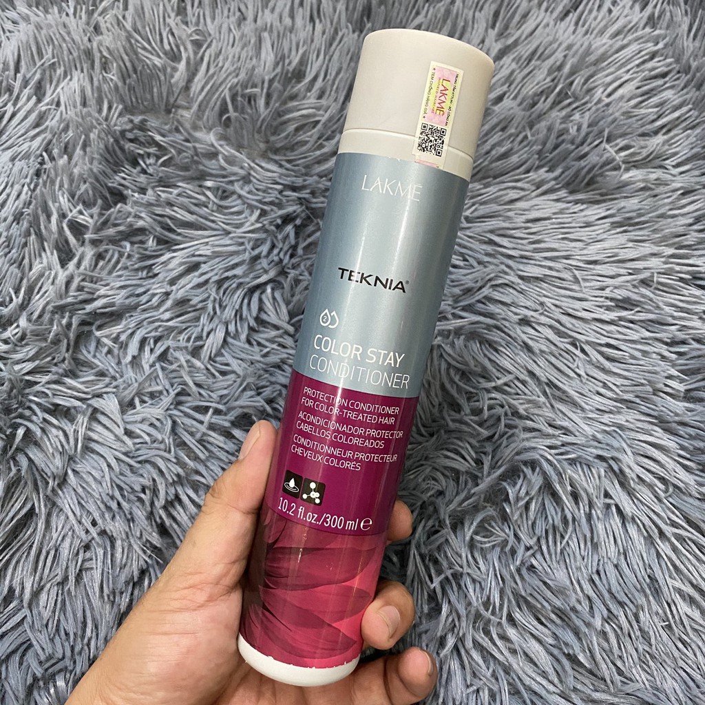 Dầu xả giữ màu tóc nhuộm Lakme Teknia Color Stay Conditioner 300ml