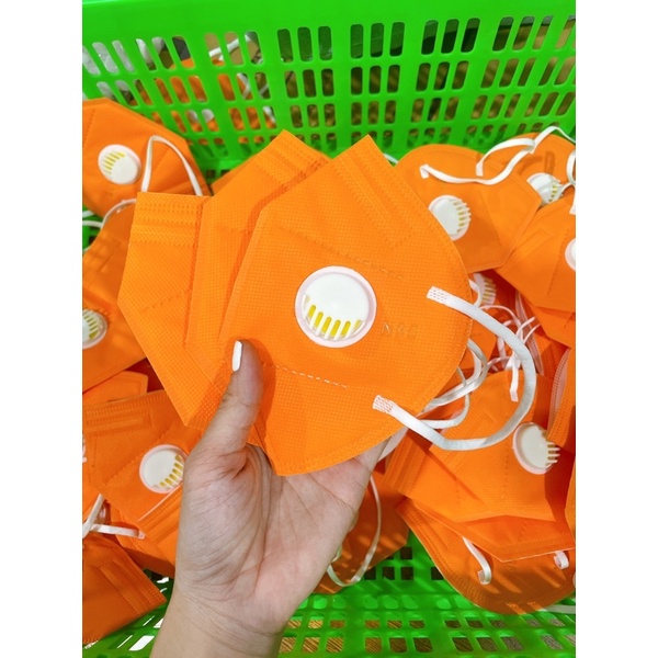 Thùng 100c Khẩu Trang Có Van N95 Cao Cấp MAZAMED