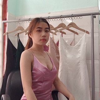 Đầm lụa cổ tim form ngắn