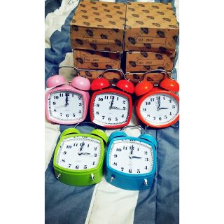 Đồng hồ báo thức chuông lớn