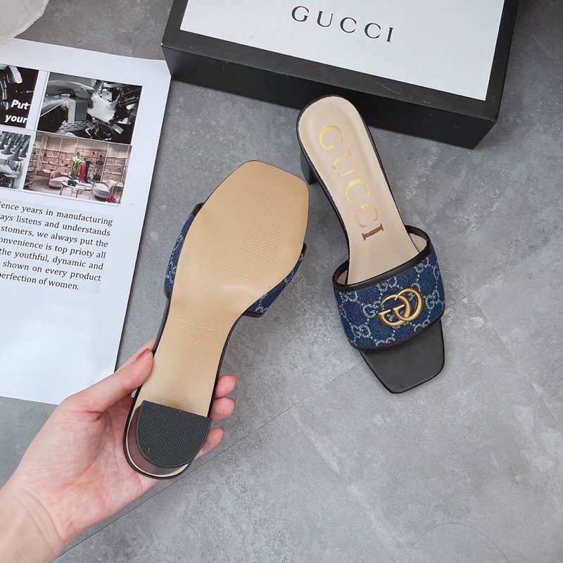 Guốc Gucci gót 5cm lên chân đẹp lắm nàng ơi.