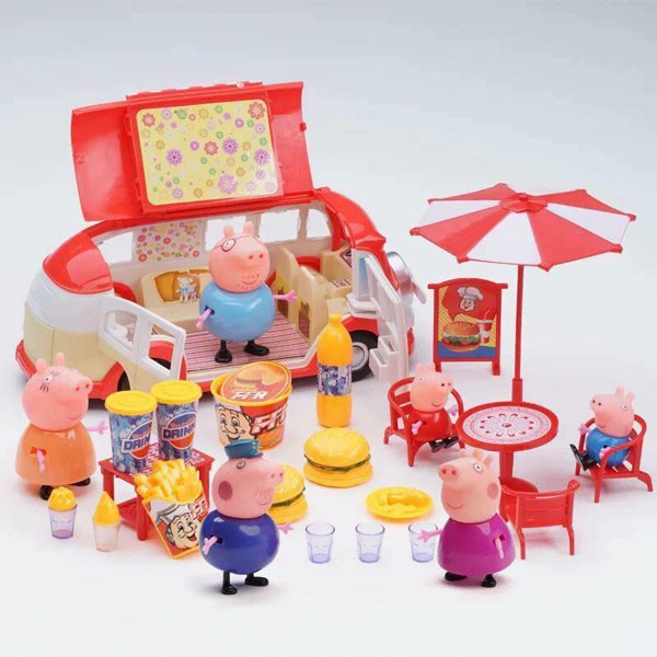 Đồ chơi gia đình heo Peppa Pig đi ô tô dã ngoại