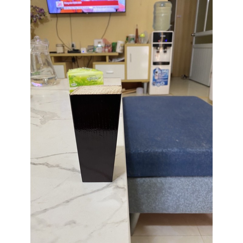 Chân ghế sofa vuông vát