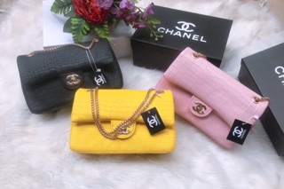 Túi đeo chéo classic hai nắp da rắn