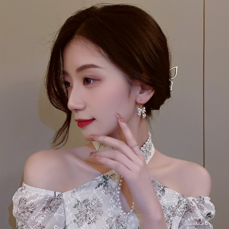 Đôi Bông Tai Hình Nơ Đính Ngọc Trai Giả Thời Trang Hàn Quốc