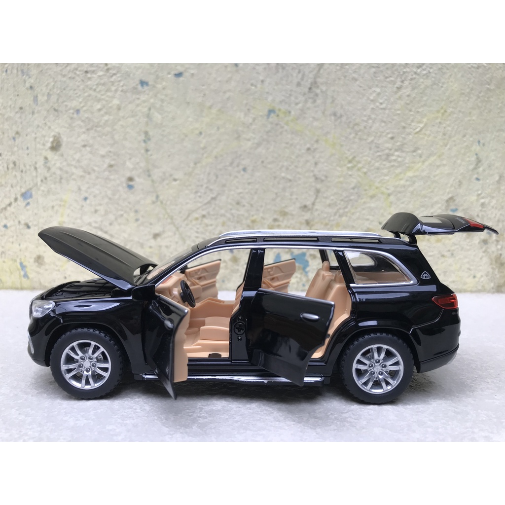 Xe mô hình ô tô MayBach GL S600 1:32