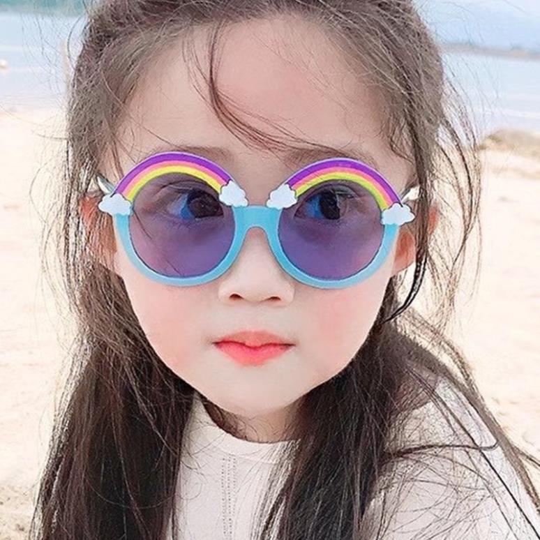 Kính mắt cầu vồng xinh xắn cho bé gái D65