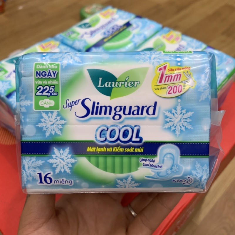 Băng Vệ Sinh Laurier Super Slimguard COOL mát lạnh & kiểm soát mùi 22,5cm (gói 16 miếng)