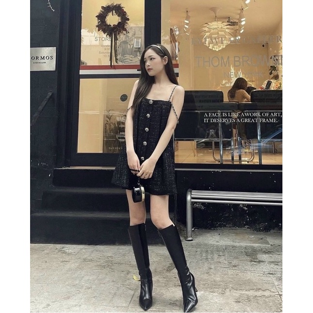 đầm 2 dây dạ nút viền nút