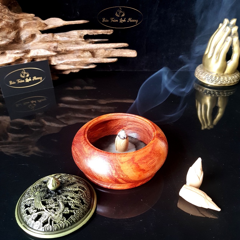 Lư Xông Trầm Hương - Đỉnh Đốt Nhang , Nụ Bằng Gỗ Hương Cao Cấp Thiết Kế Tinh Xảo Kèm Lót Bông Chống Cháy