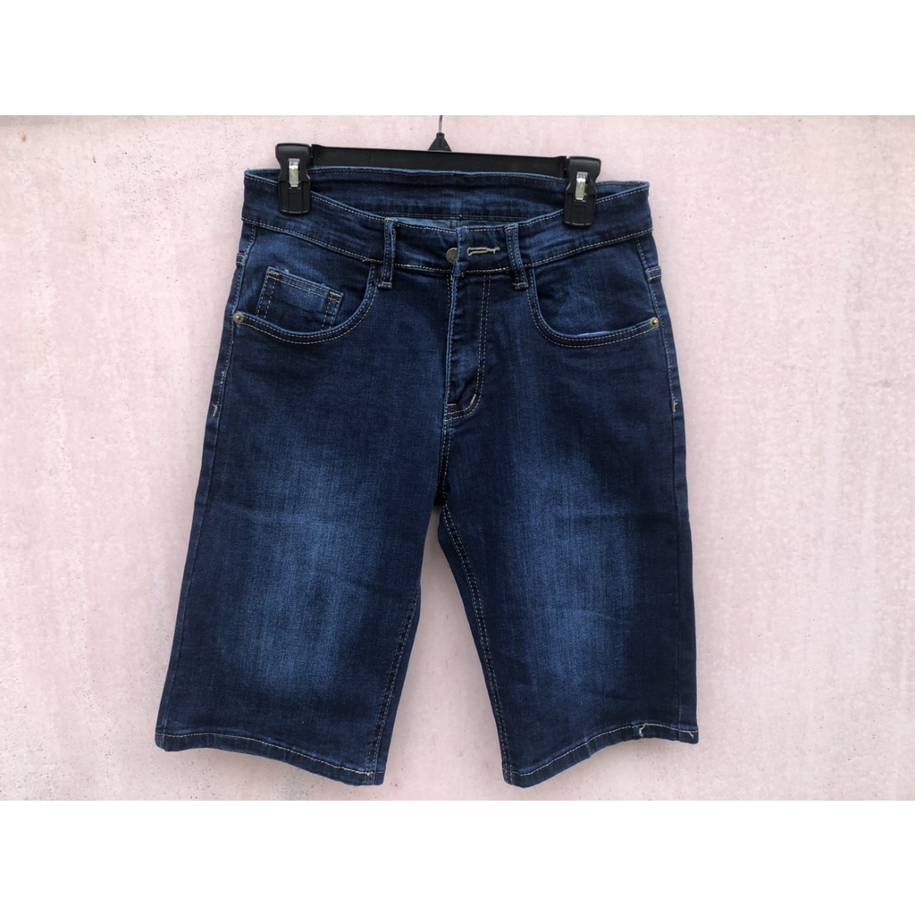 Quần sọt jean nam phom rộng dãn nhẹ có màu Xanh Biển 34, Xanh Như Hình 33, Xanh Jean 32, Xanh Đá 31 Hình Thật
