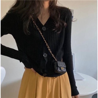 Áo len tăm mỏng cài cúc ulzzang