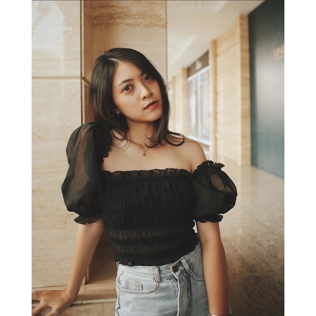 Áo Lily sheer top đen của Daphale Studios