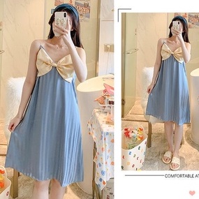 Đầm ngủ hai dây vải lụa mỏng mát họa trang trí nơ bướm dễ thương quyến rũ dành cho bạn nữ