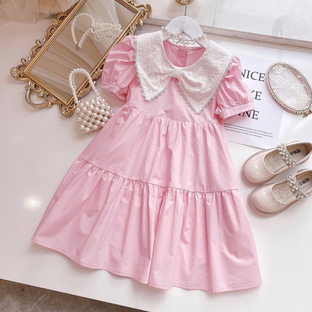 Váy đầm bé gái dáng suông cổ trắng viền ren vải thô cao cấp Sunkid VH2 màu hồng, xanh 4-12 tuổi
