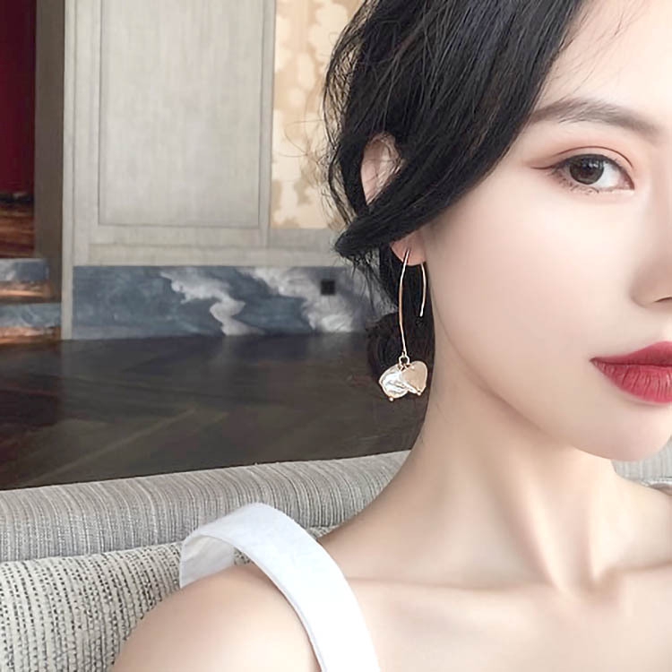 Đôi khuyên tai dáng dài khảm ngọc trai duyên dáng dành cho nữ