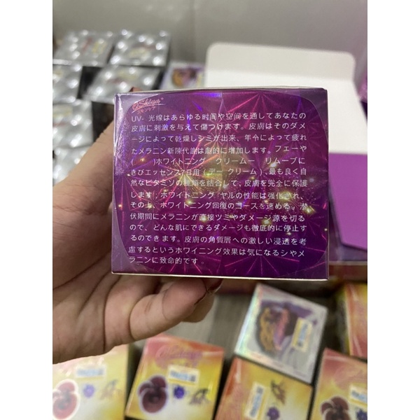 Kem dưỡng trắng da Oshiya ngày và đêm