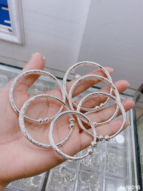 Vòng tay bạc chạm rồng đủ size