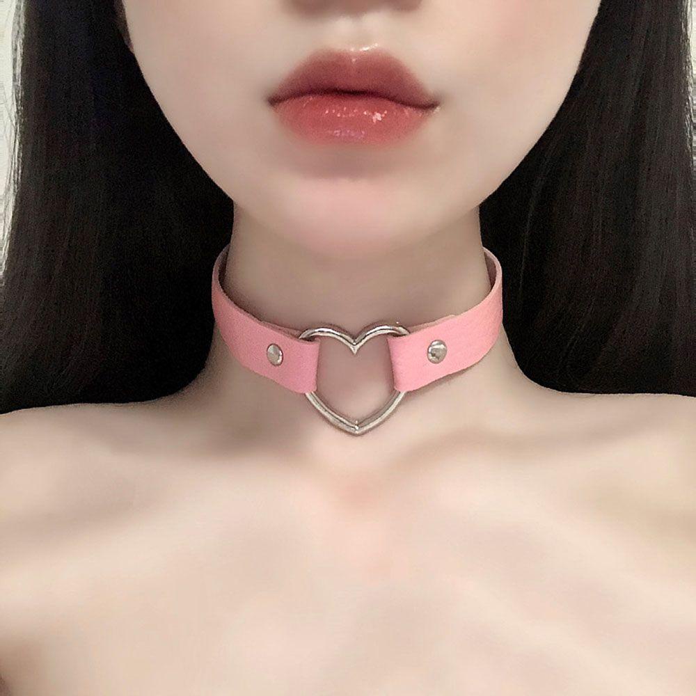 Đai Nịt Bít Tất Co Giãn Đính Đinh Tán Trái Tim Phong Cách Punk