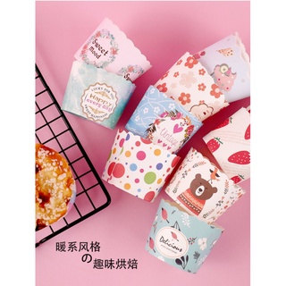 Dây cốc cupcake màu ngẫu nhiên