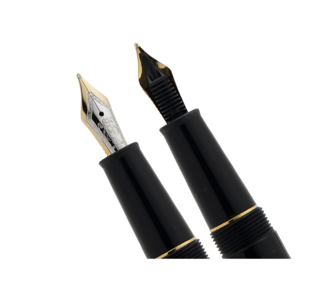 Bút máy Montblanc Meisterstuck 145 Classique Gold Plated