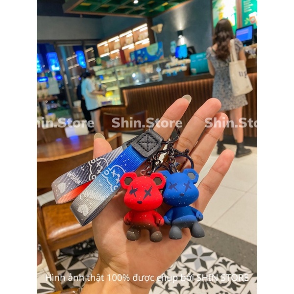 Móc khoá gấu bearbrick nhiều màu sắc , Phụ kiện móc khoá túi xách , Móc khoá ô tô dễ thương MK99 - SHIN STORE